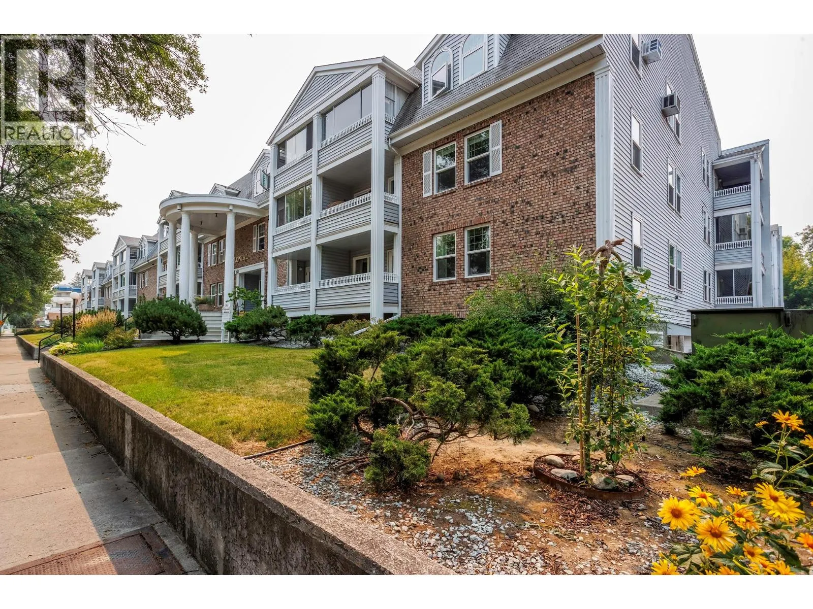 575 Sutherland Avenue Unit# 316