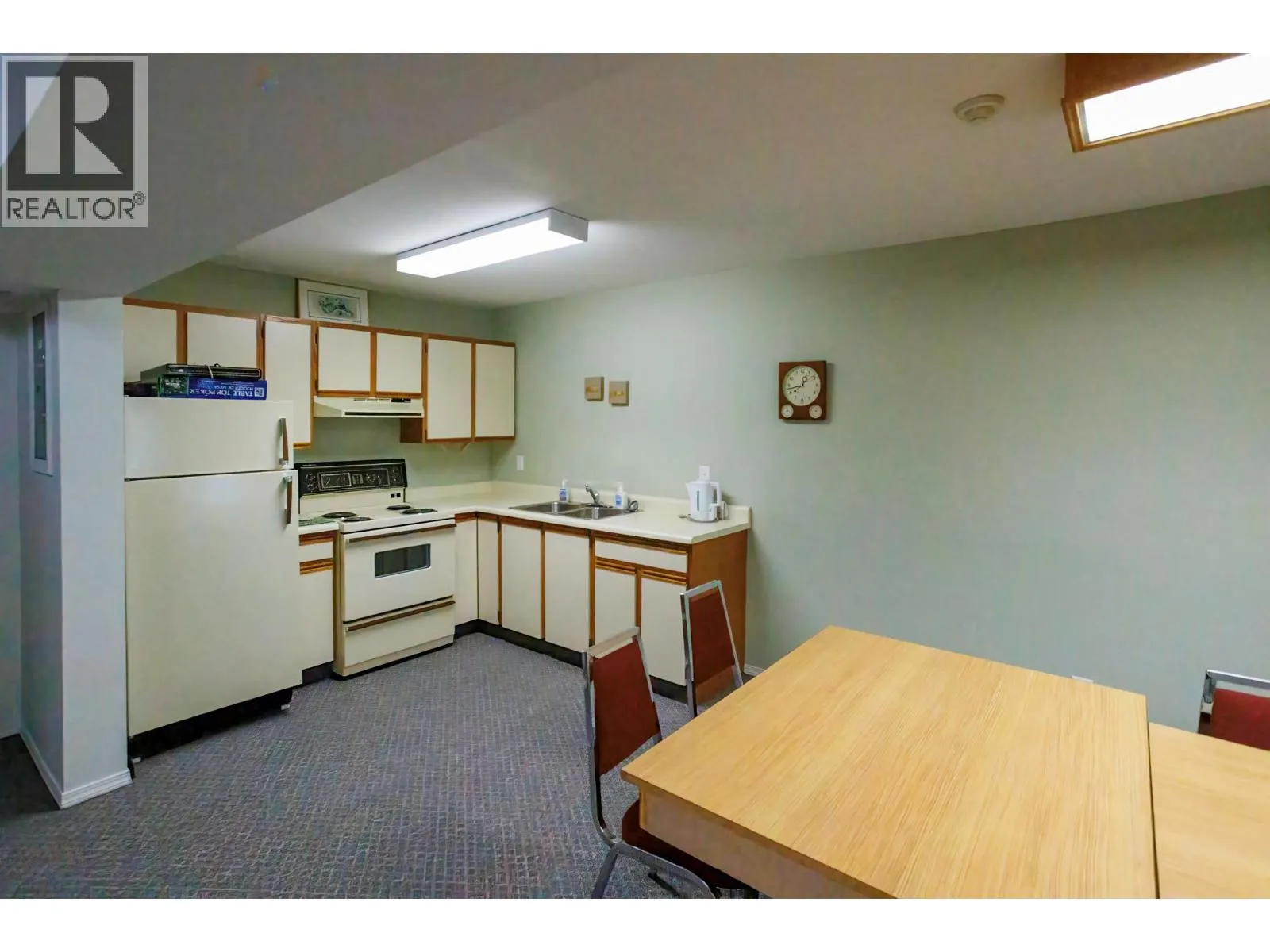 575 Sutherland Avenue Unit# 316