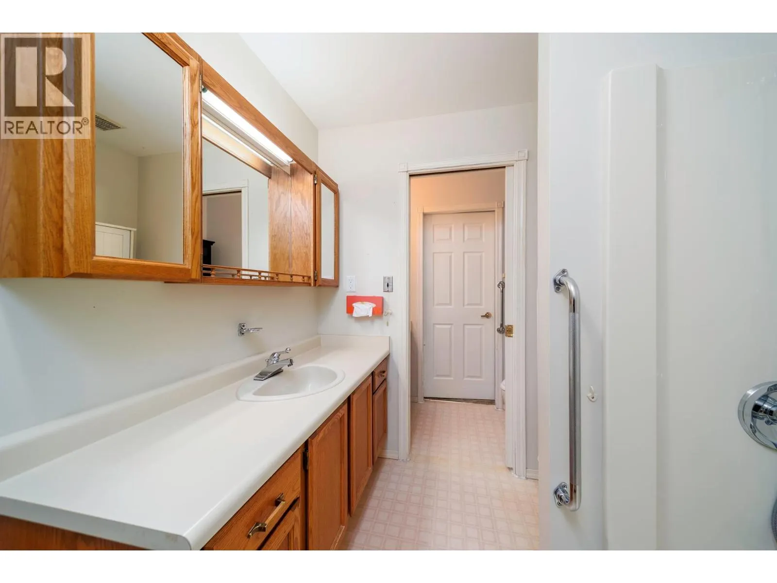 575 Sutherland Avenue Unit# 316