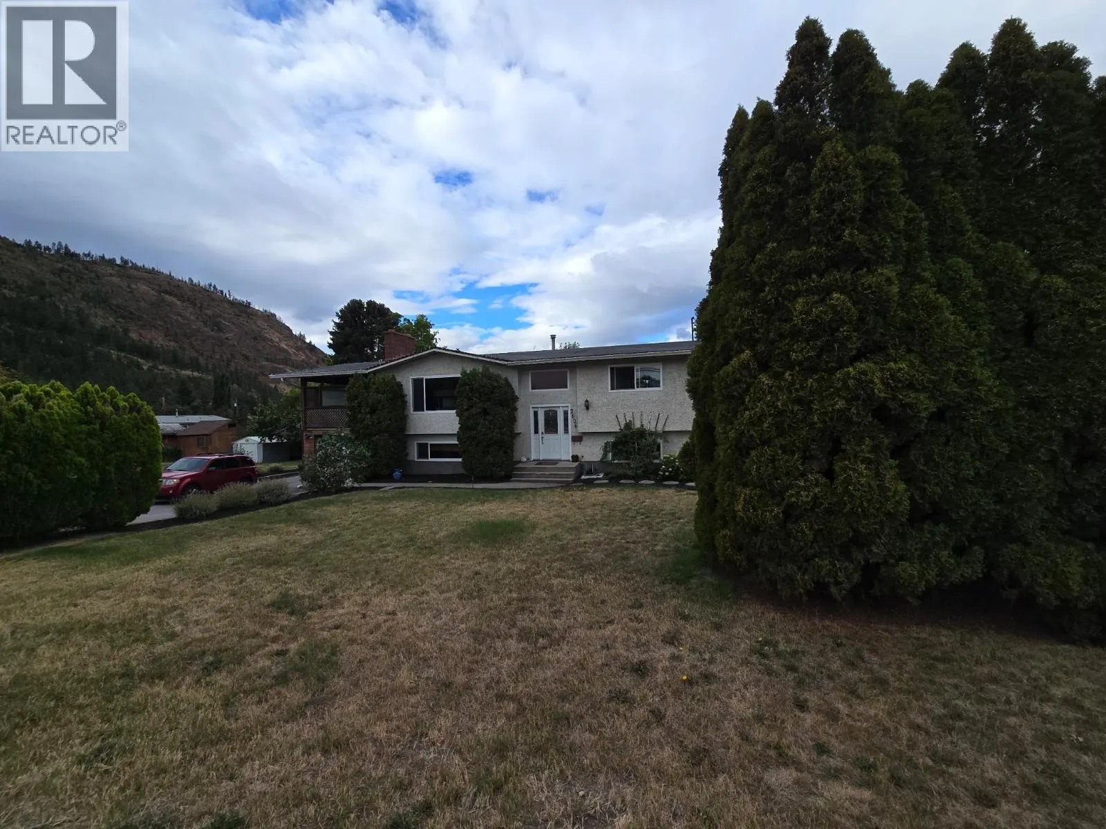 1411 Hudson Road