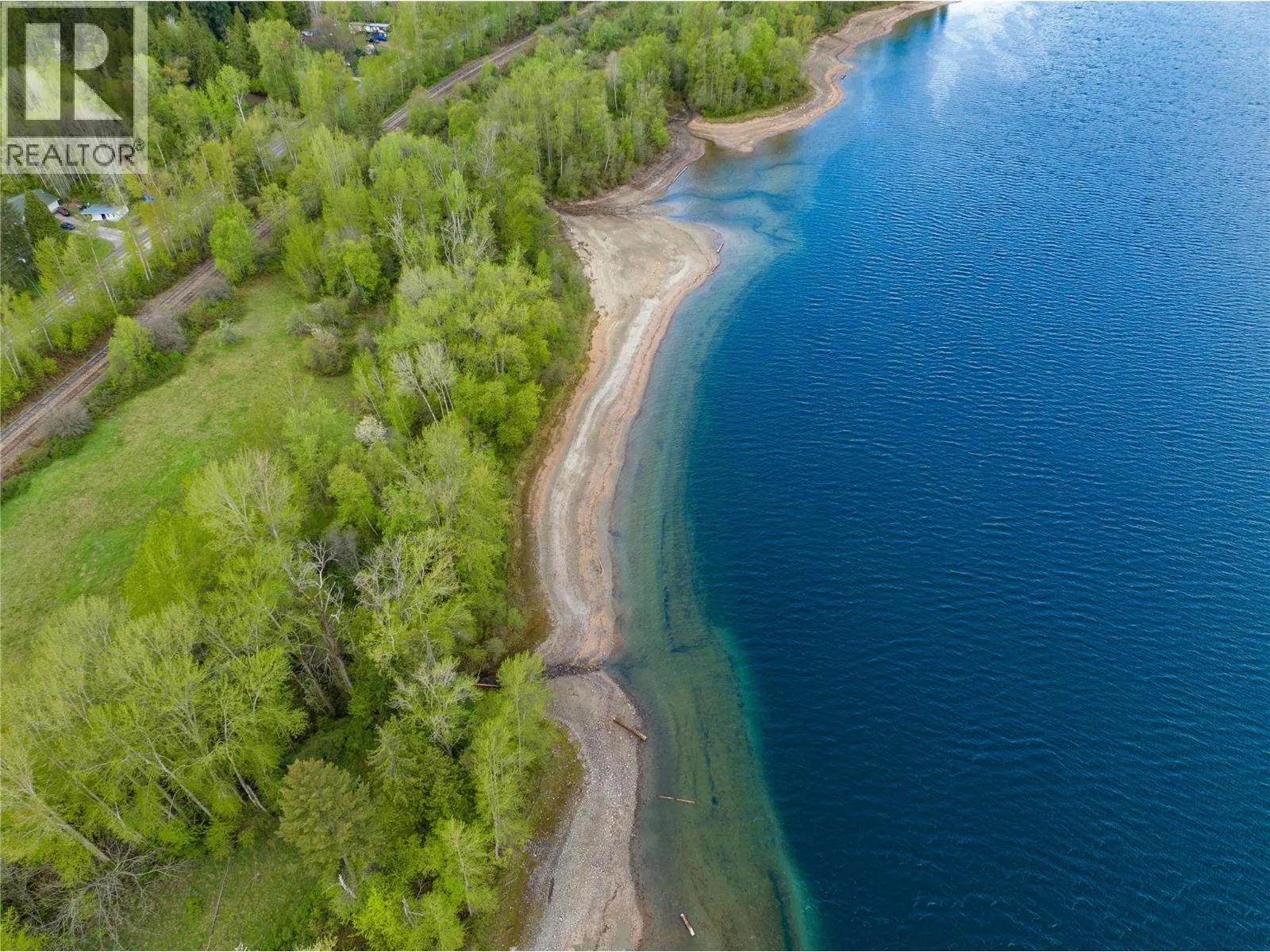 1601 ARROW LAKES Drive