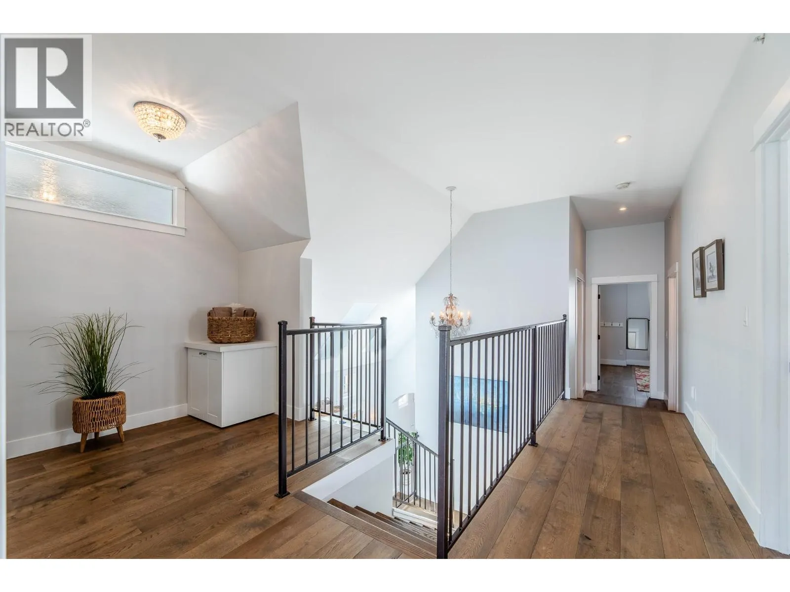 15419 Lakeshore Drive N Unit# 11