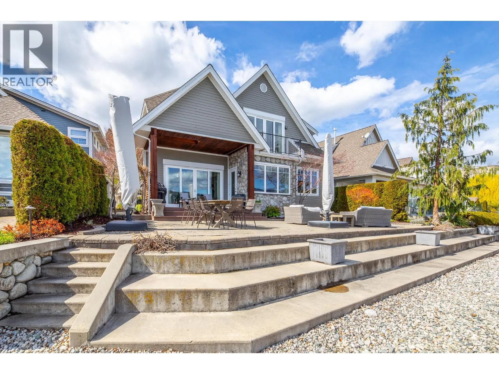 15419 Lakeshore Drive N Unit# 11
