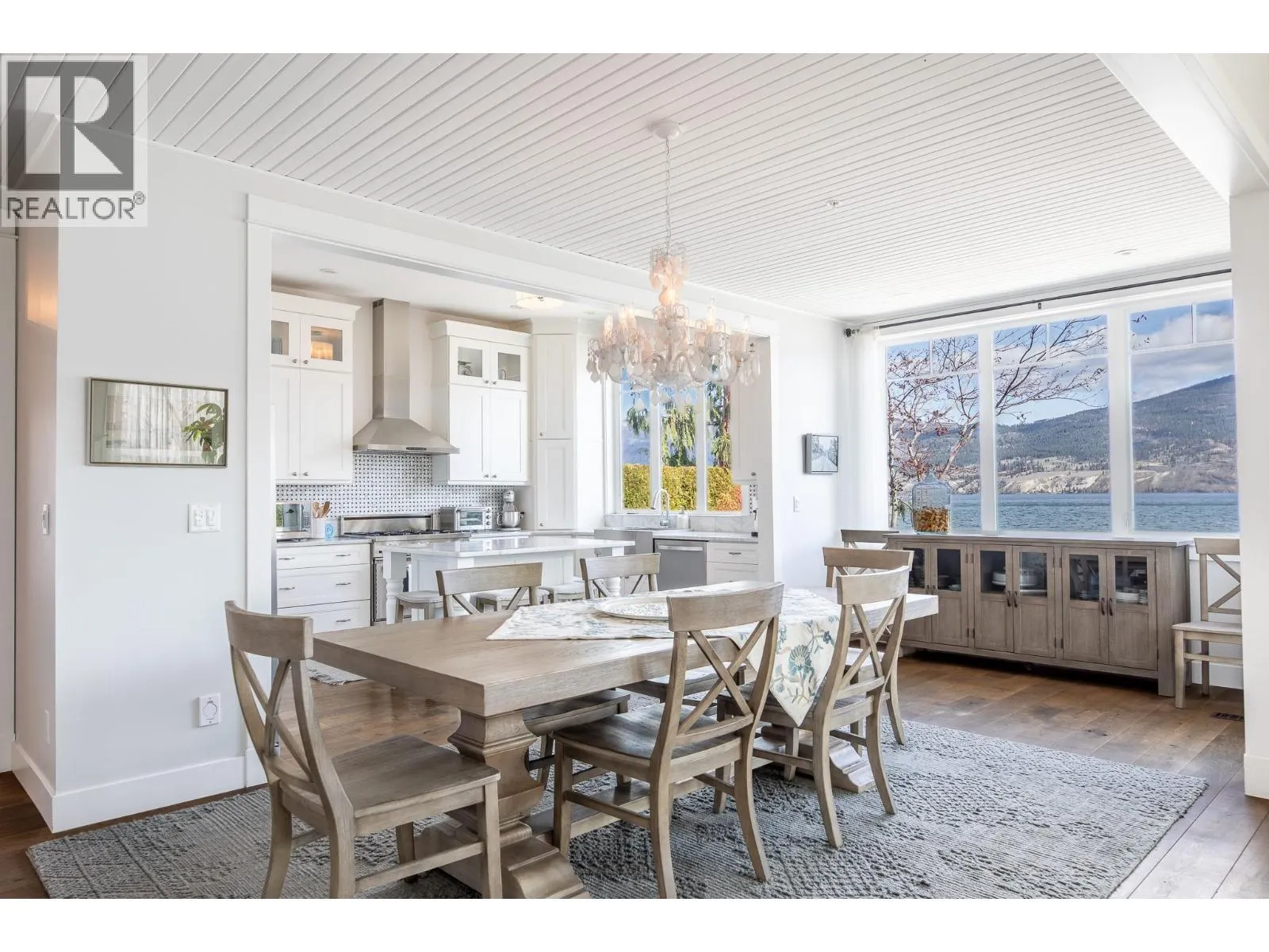 15419 Lakeshore Drive N Unit# 11