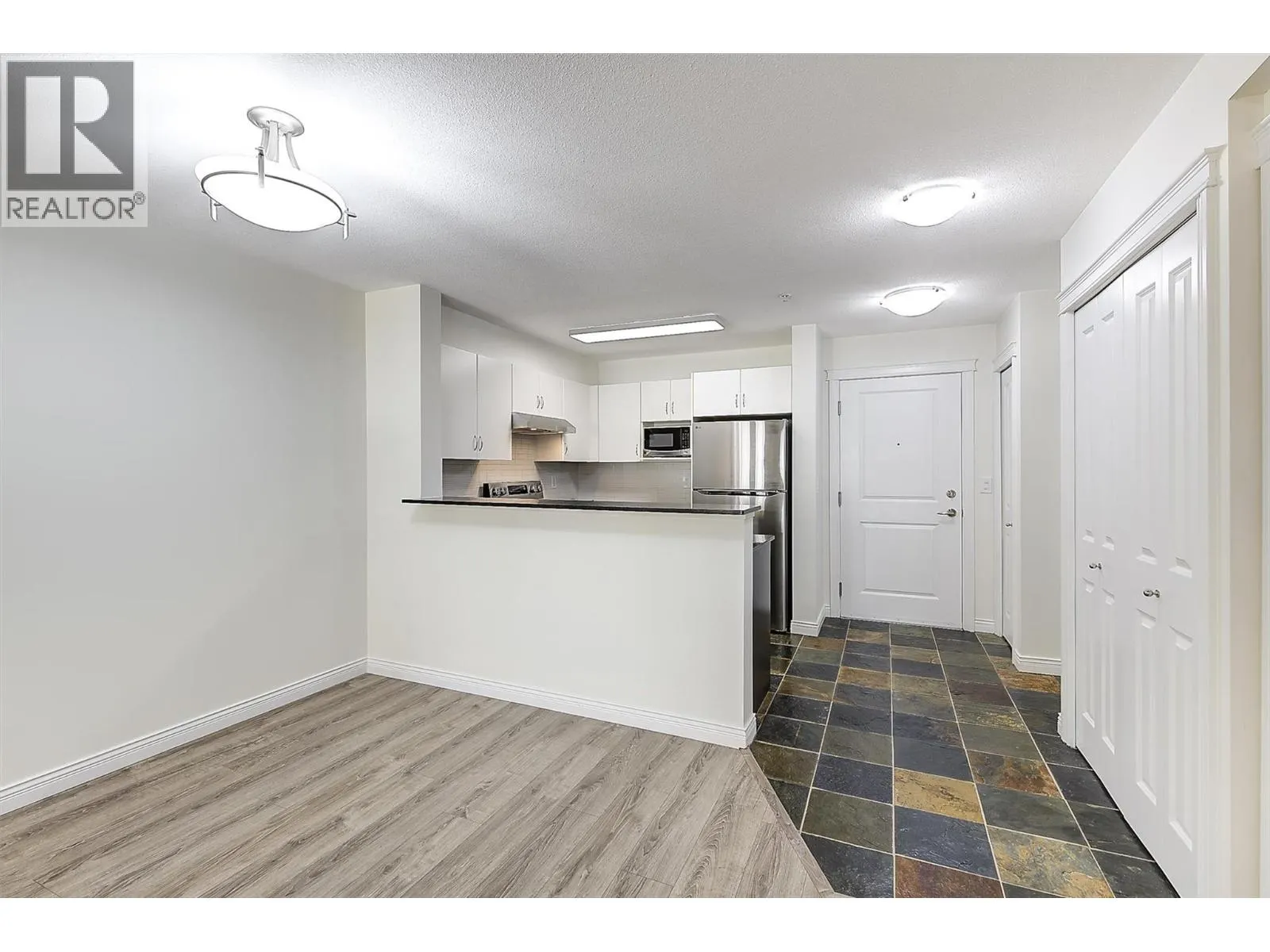 571 Yates Road Unit# 304