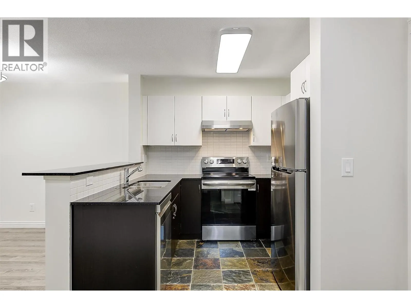 571 Yates Road Unit# 304
