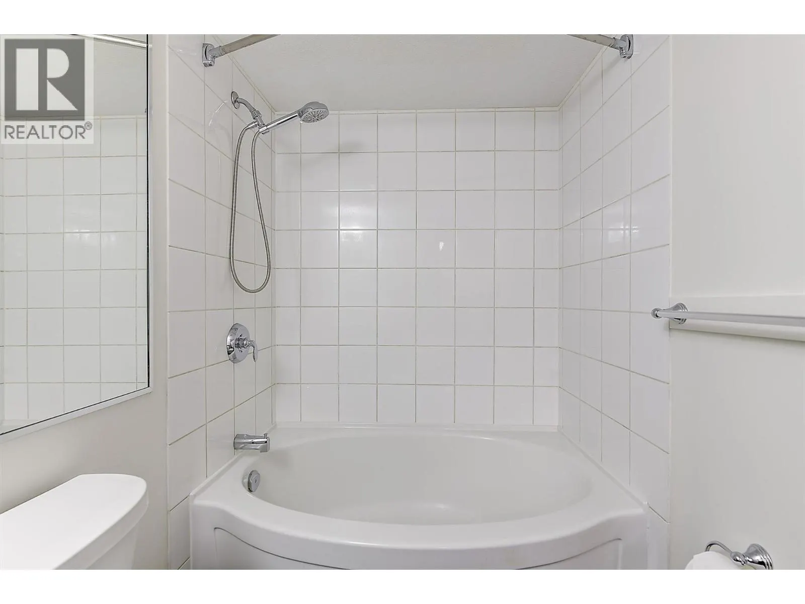 571 Yates Road Unit# 304