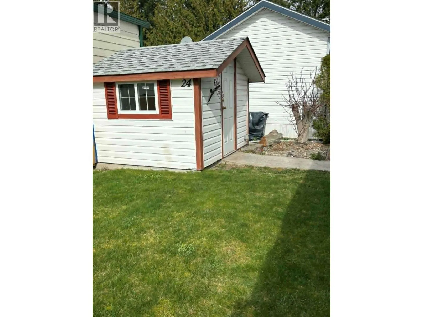 667 Waverly Park Frontage Road Lot# 24