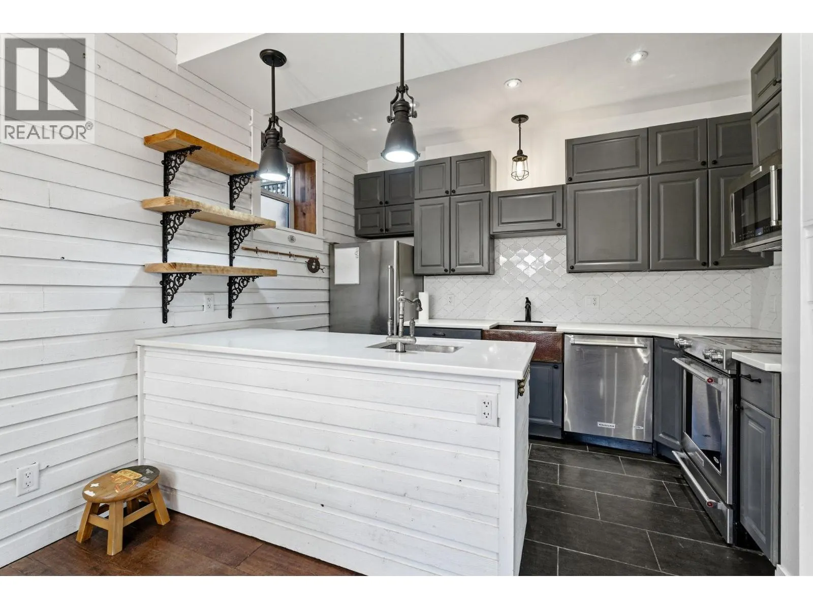 10414 Victoria Road Unit# 178