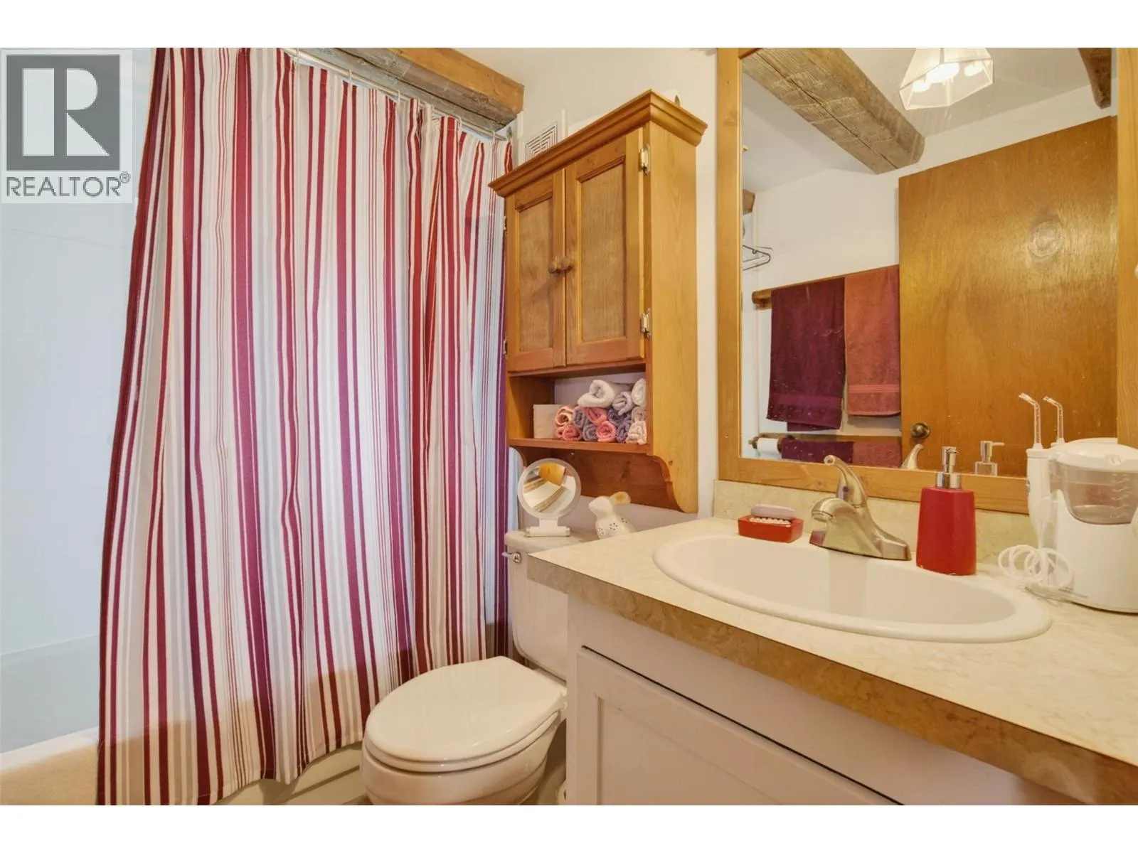 7483 Squilax-Anglemont Road