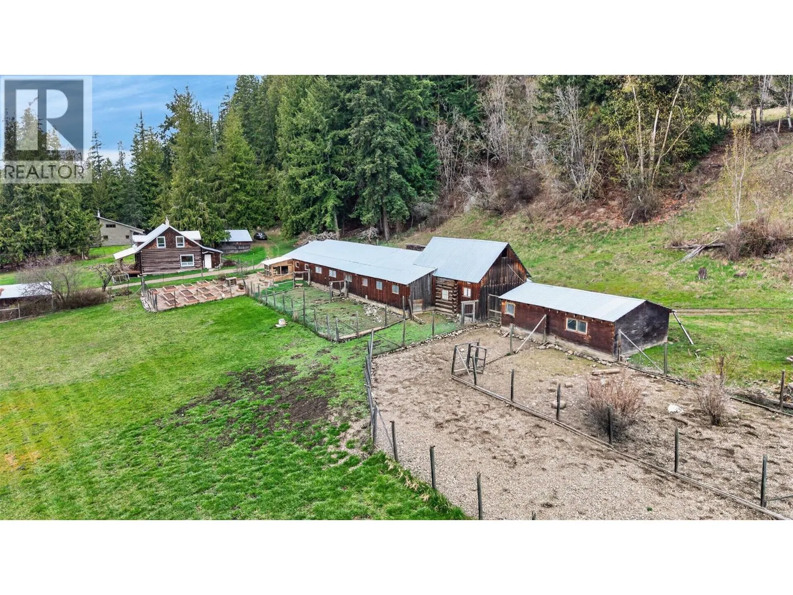 7483 Squilax-Anglemont Road