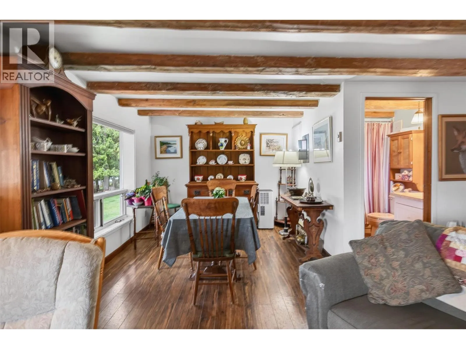 7483 Squilax-Anglemont Road