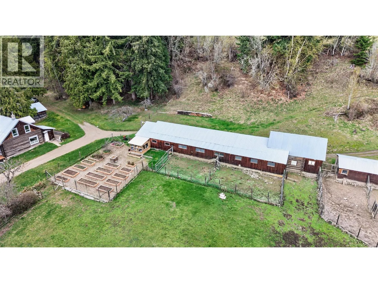 7483 Squilax-Anglemont Road