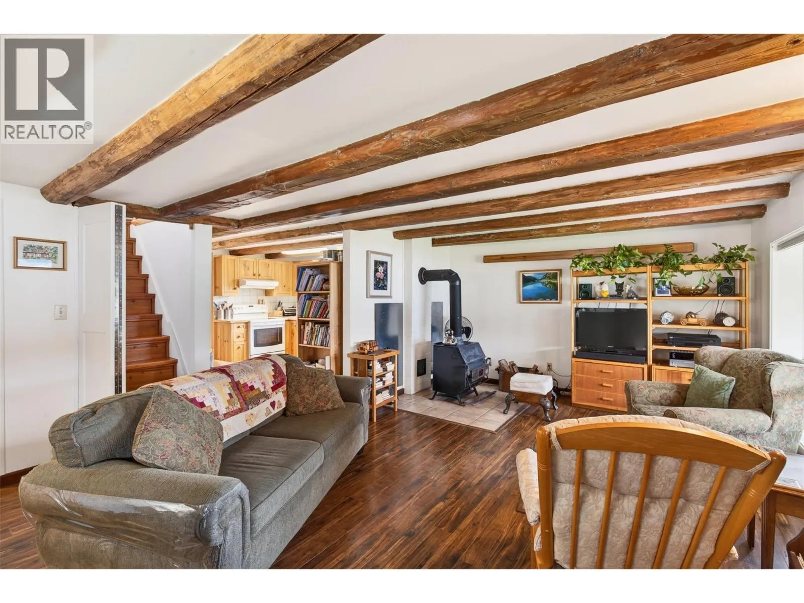 7483 Squilax-Anglemont Road