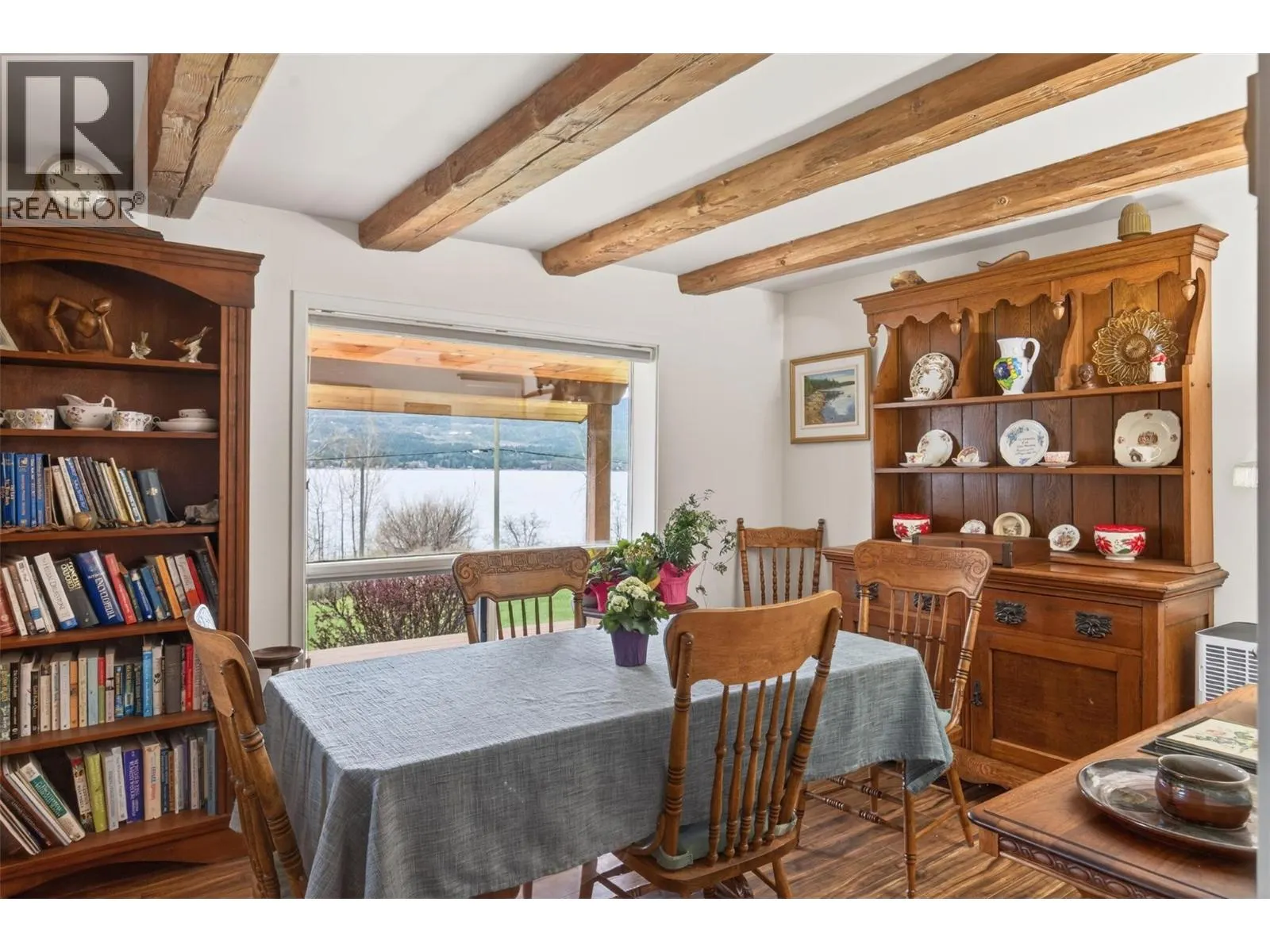 7483 Squilax-Anglemont Road