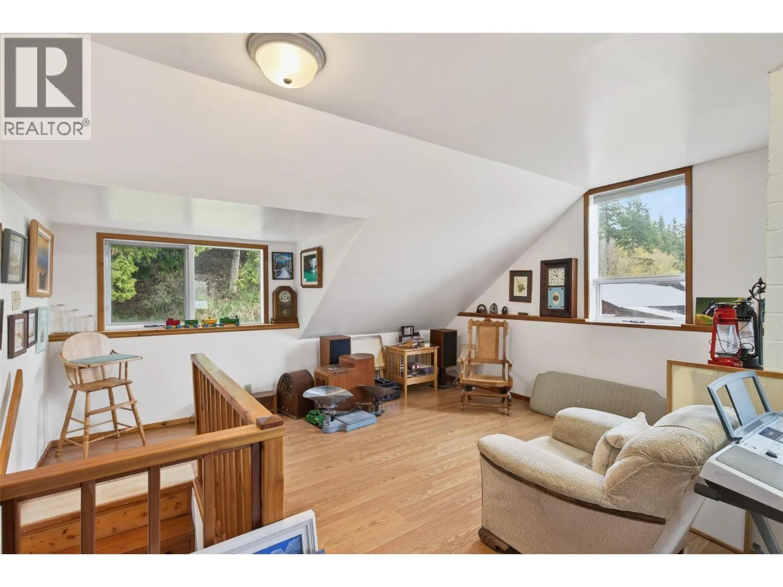 7483 Squilax-Anglemont Road