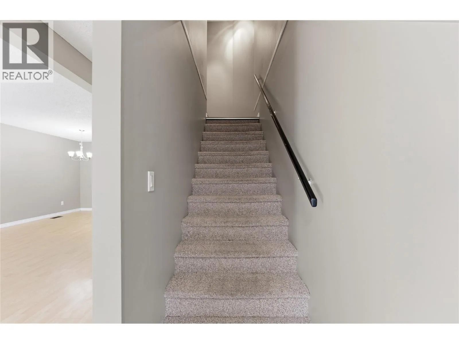 2100 43 Avenue Unit# 205