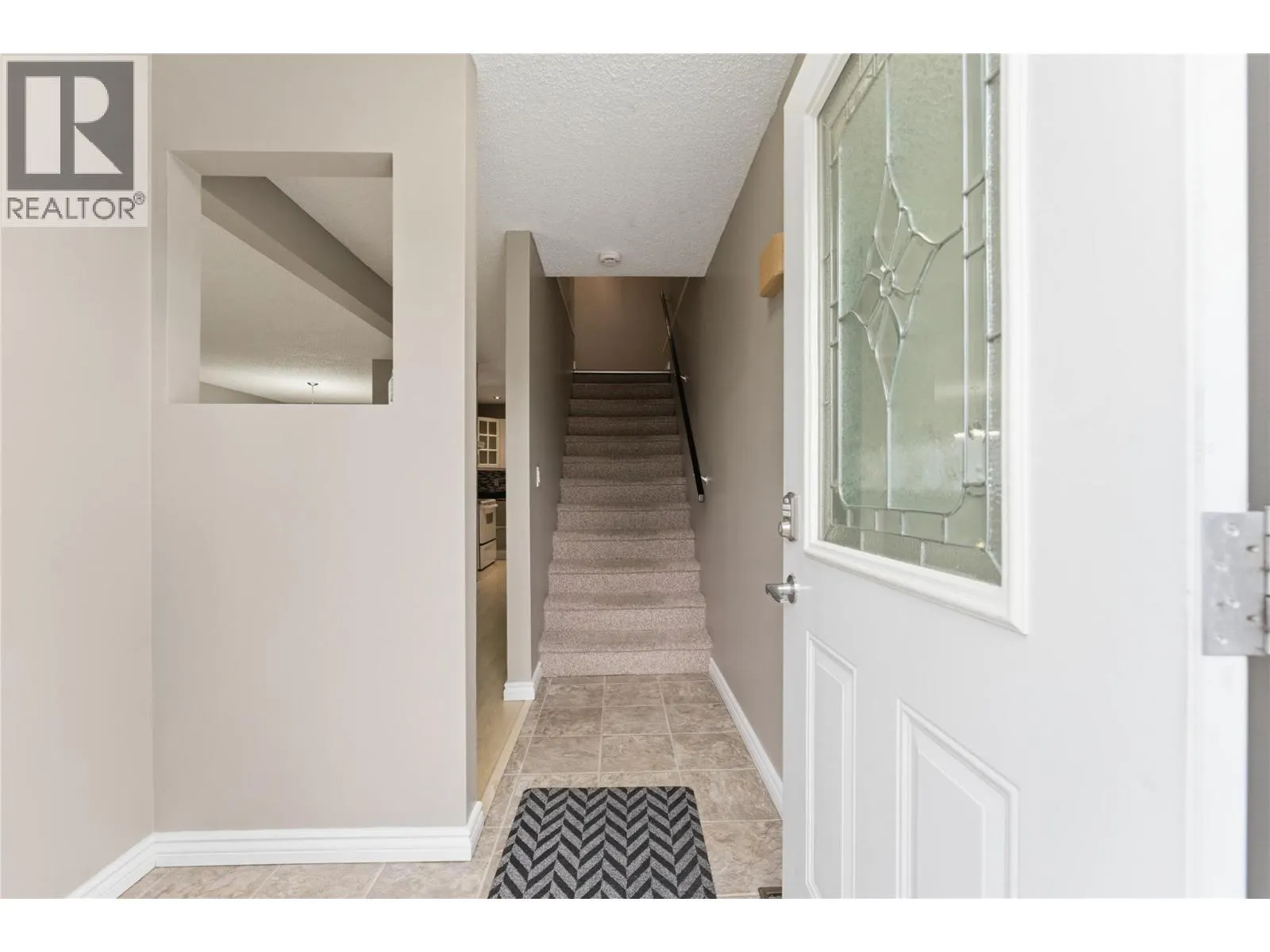 2100 43 Avenue Unit# 205