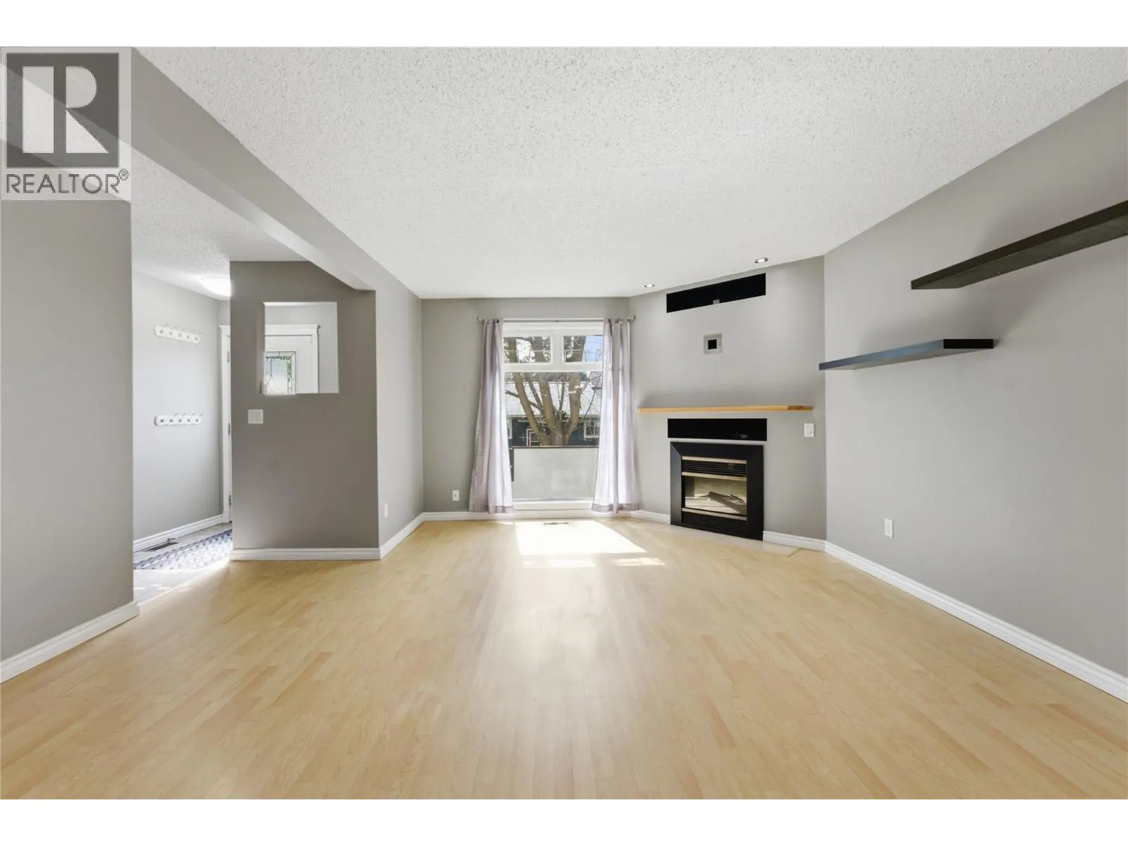 2100 43 Avenue Unit# 205