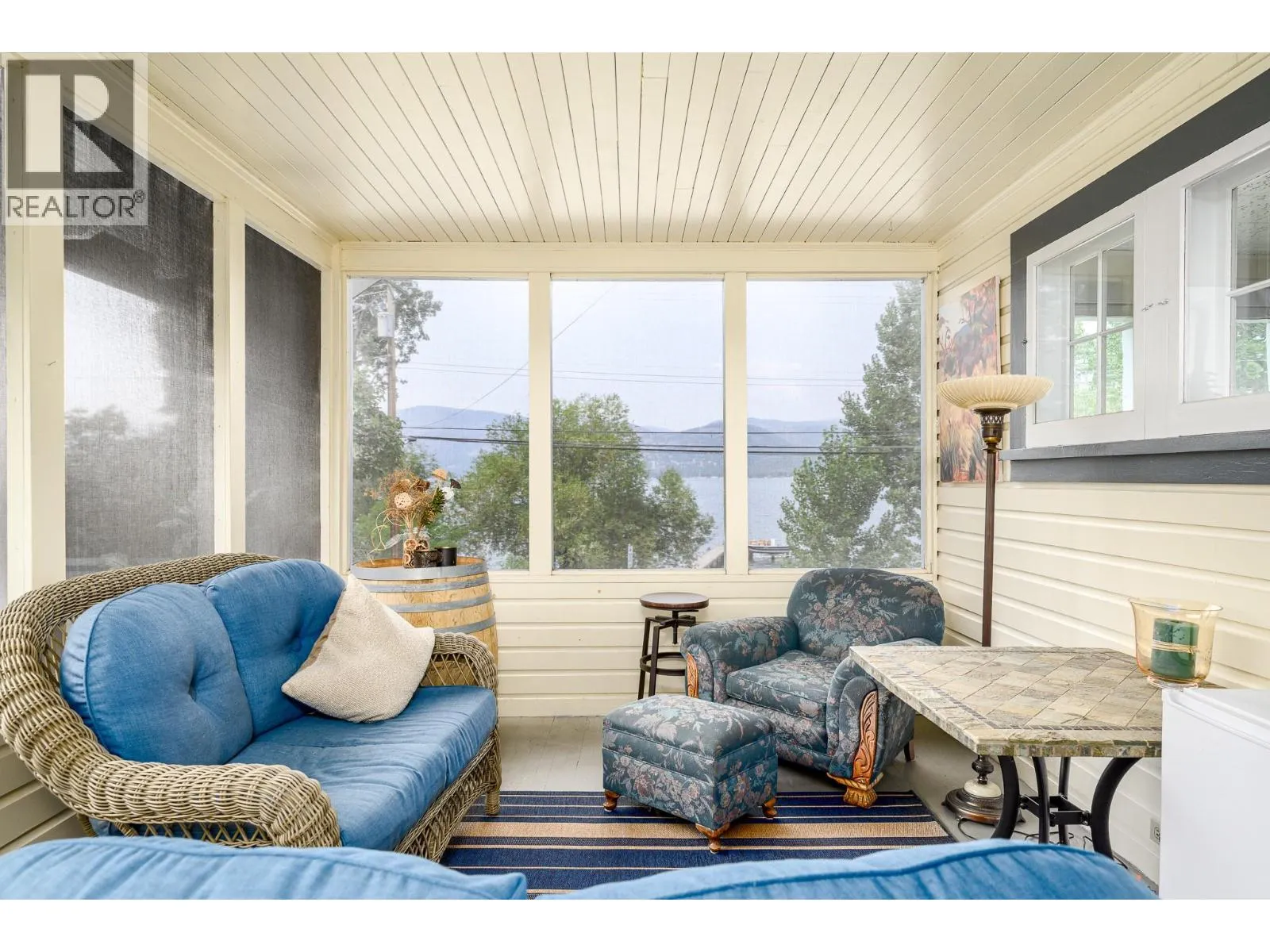 8724, 8730, 8734 Okanagan Landing Road
