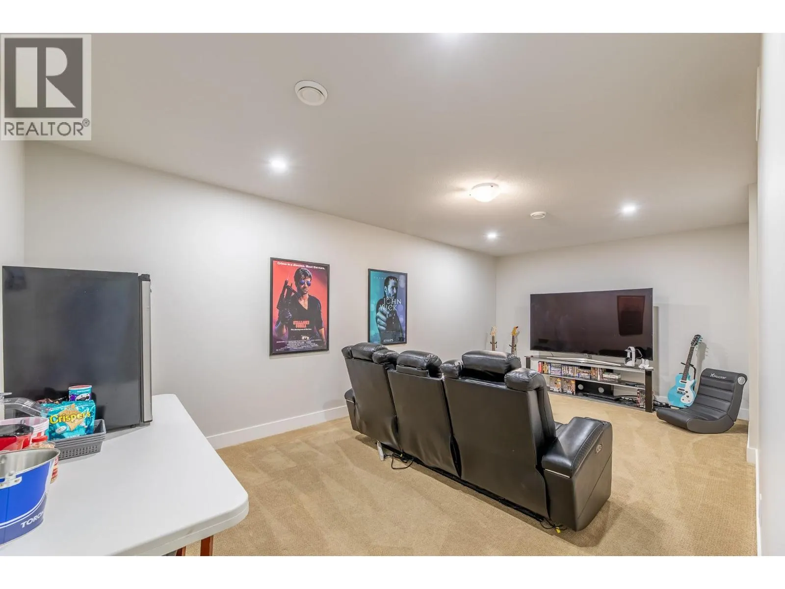 8738 PALMER Place