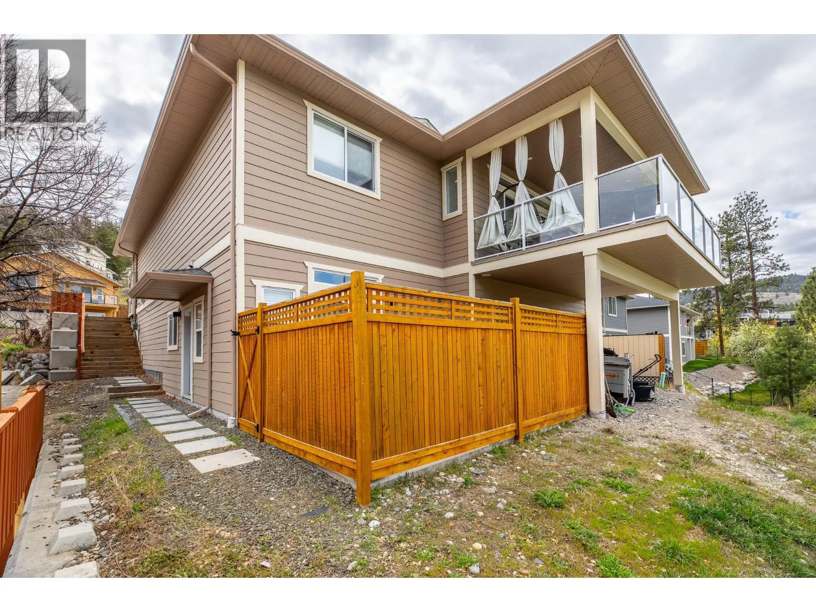 8738 PALMER Place