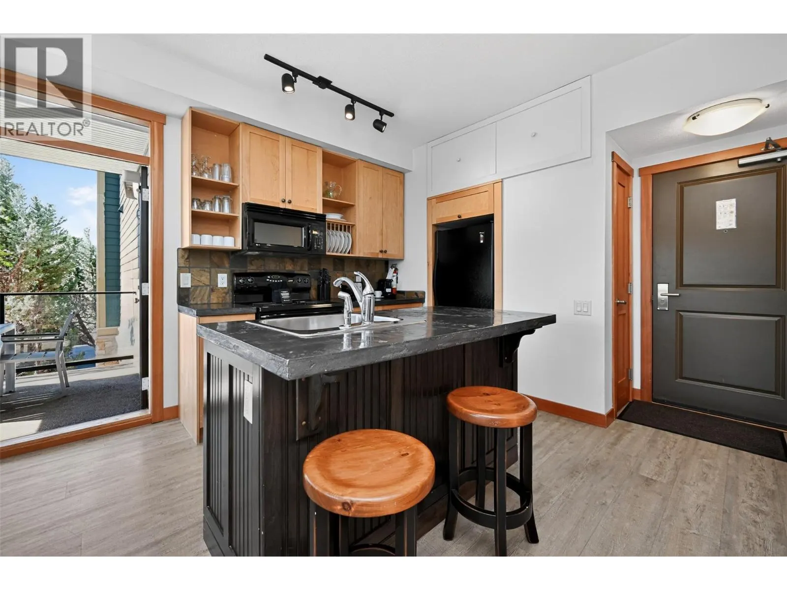 101 Village Centre Court Unit# 232 Lot# 6
