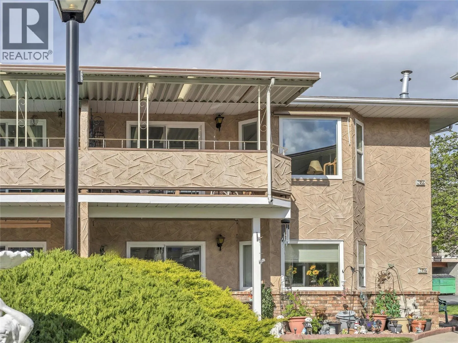 13620 VICTORIA Road Unit# 19