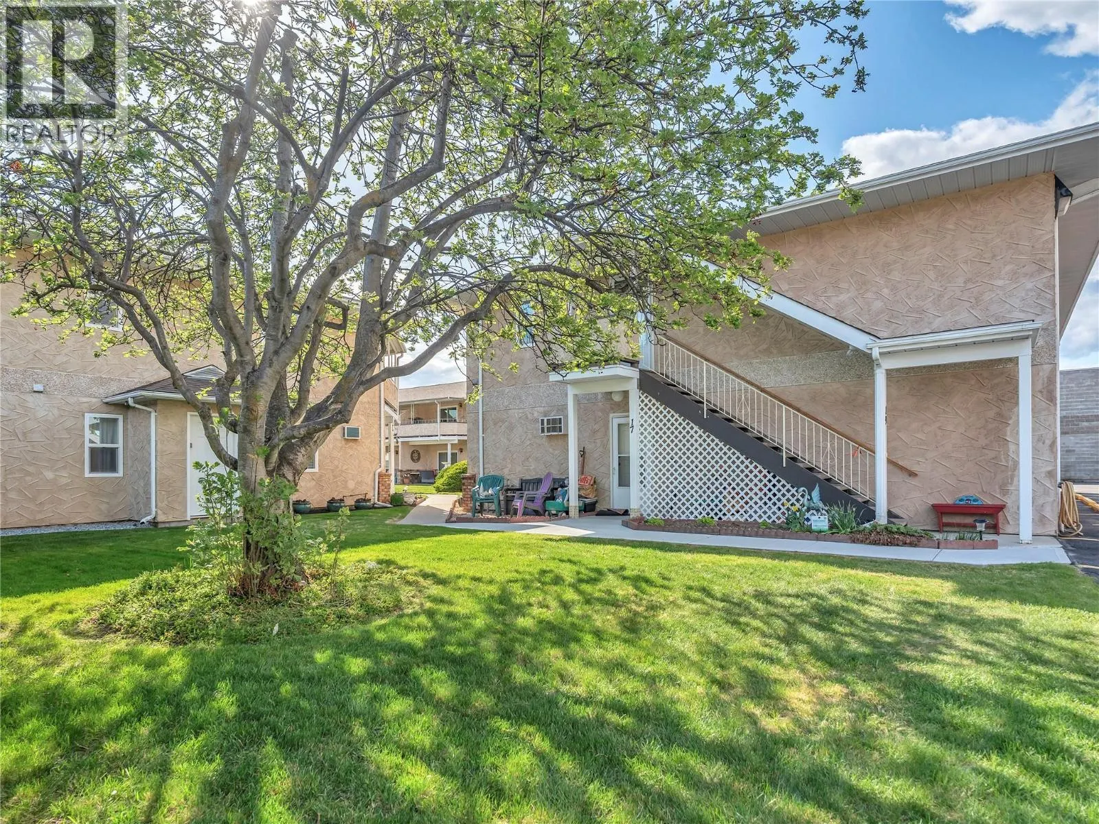 13620 VICTORIA Road Unit# 19