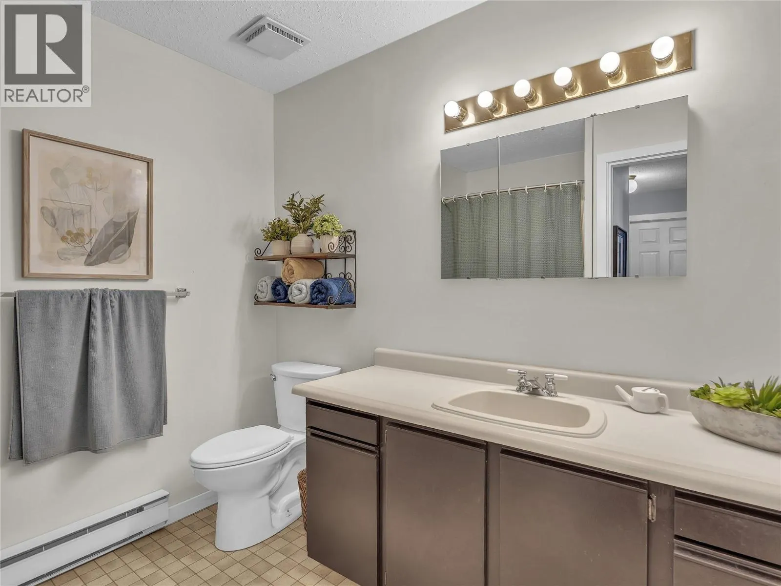 13620 VICTORIA Road Unit# 19