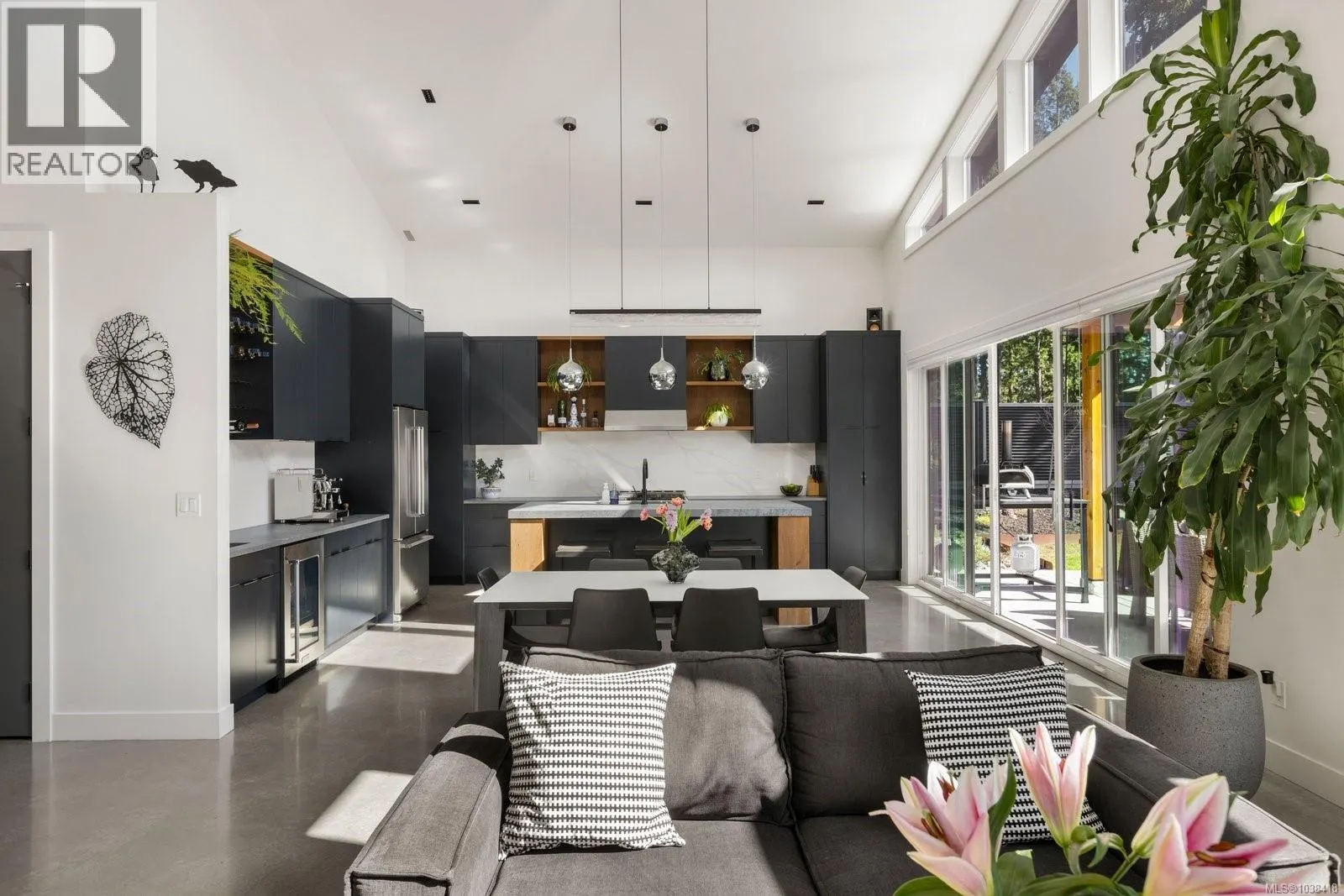593 Downey Rd