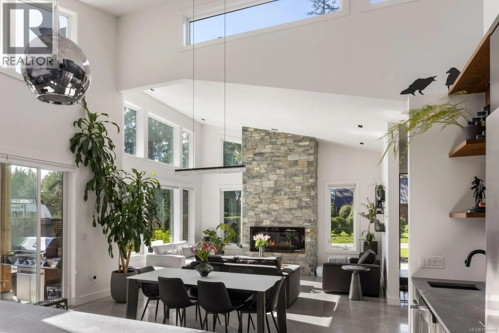 593 Downey Rd
