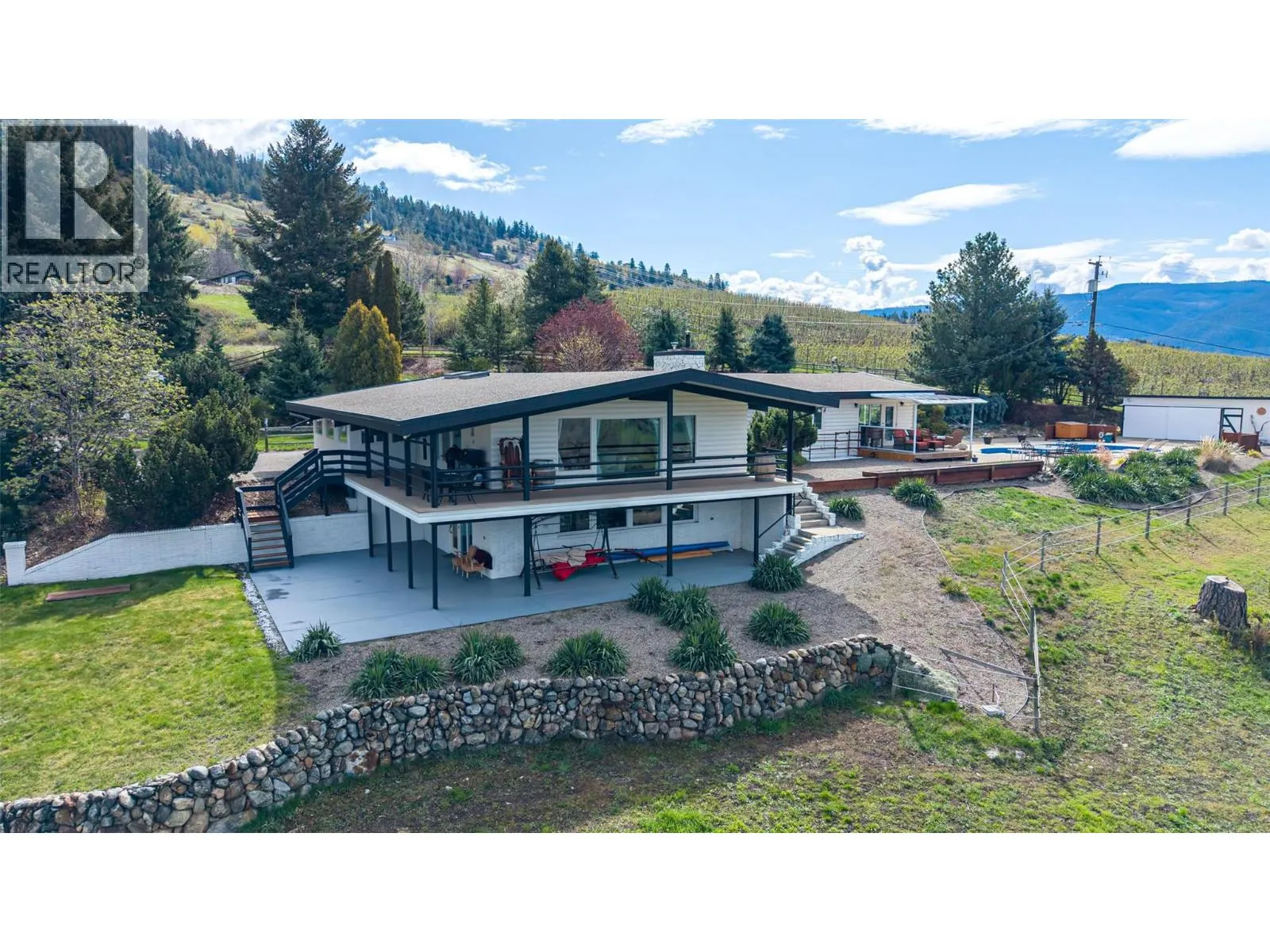 701 Robin Road