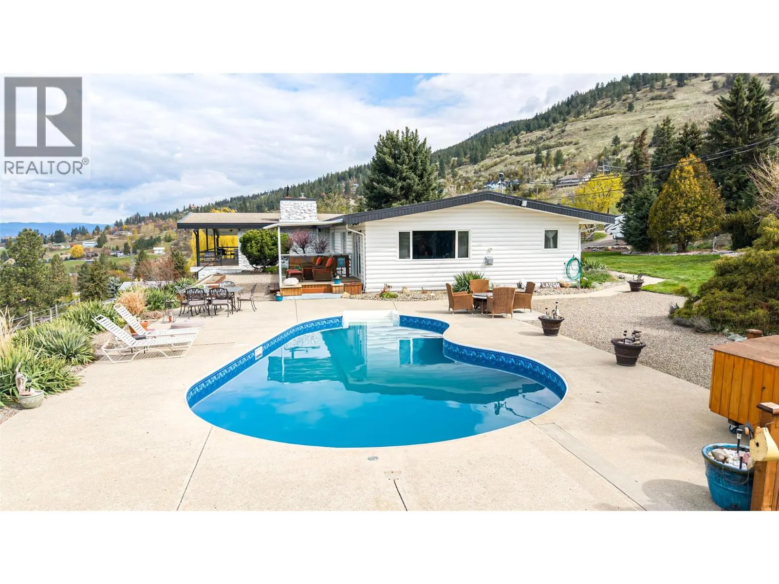 701 Robin Road