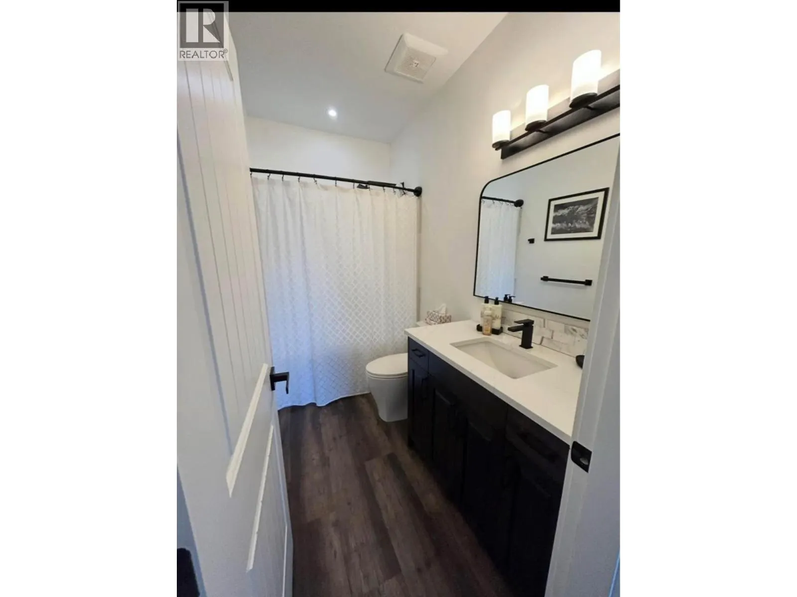 164 Sunset Boulevard