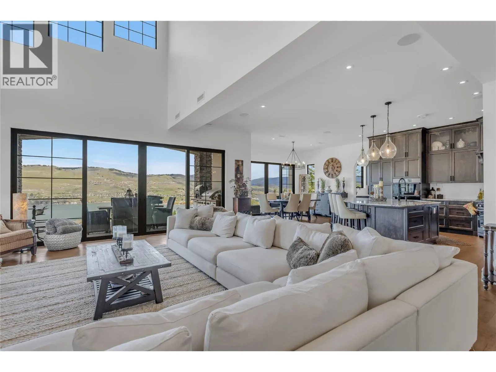 164 Sunset Boulevard