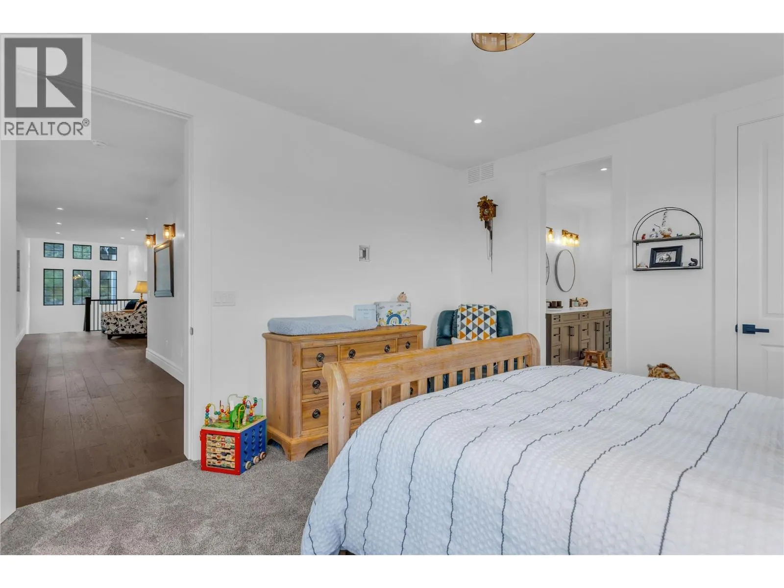 164 Sunset Boulevard