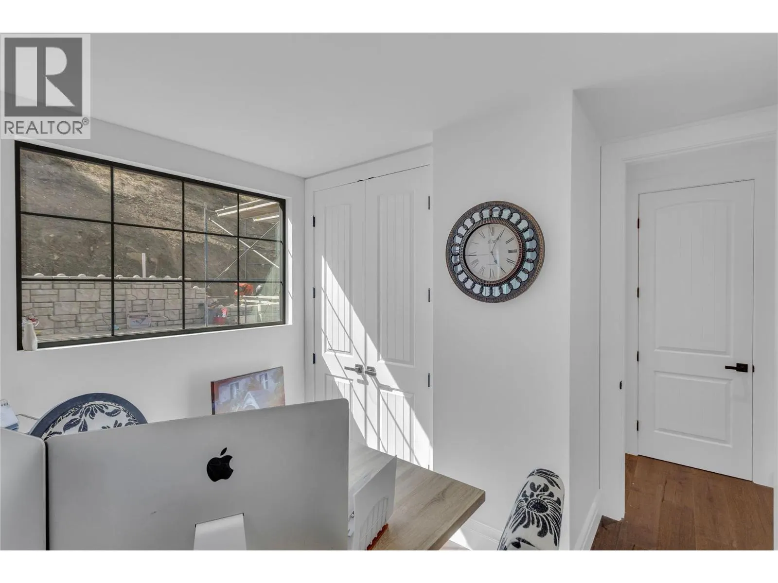 164 Sunset Boulevard