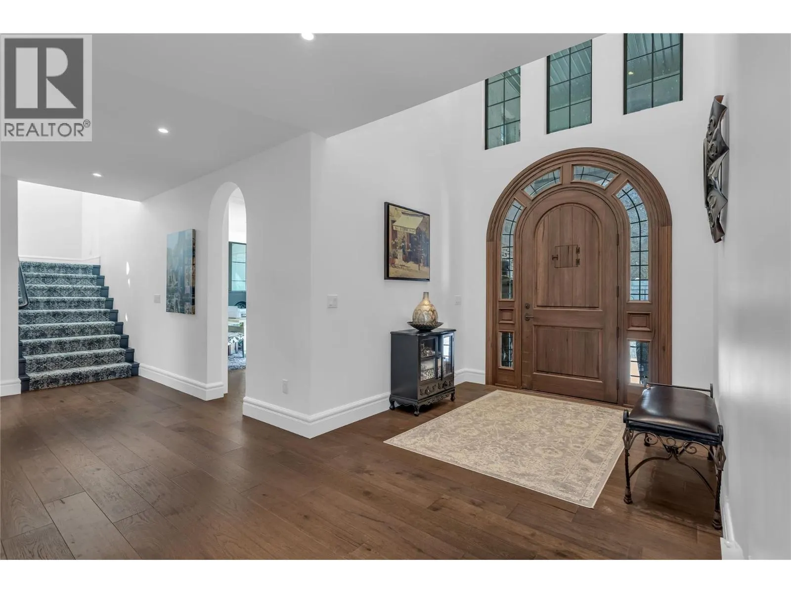 164 Sunset Boulevard