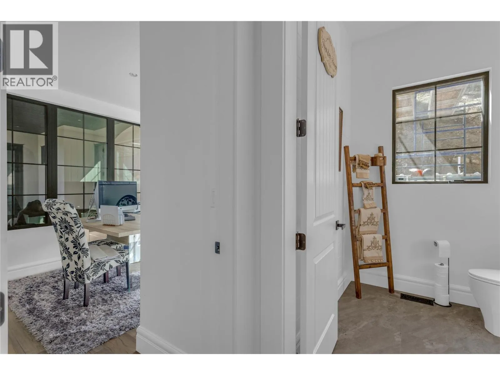 164 Sunset Boulevard