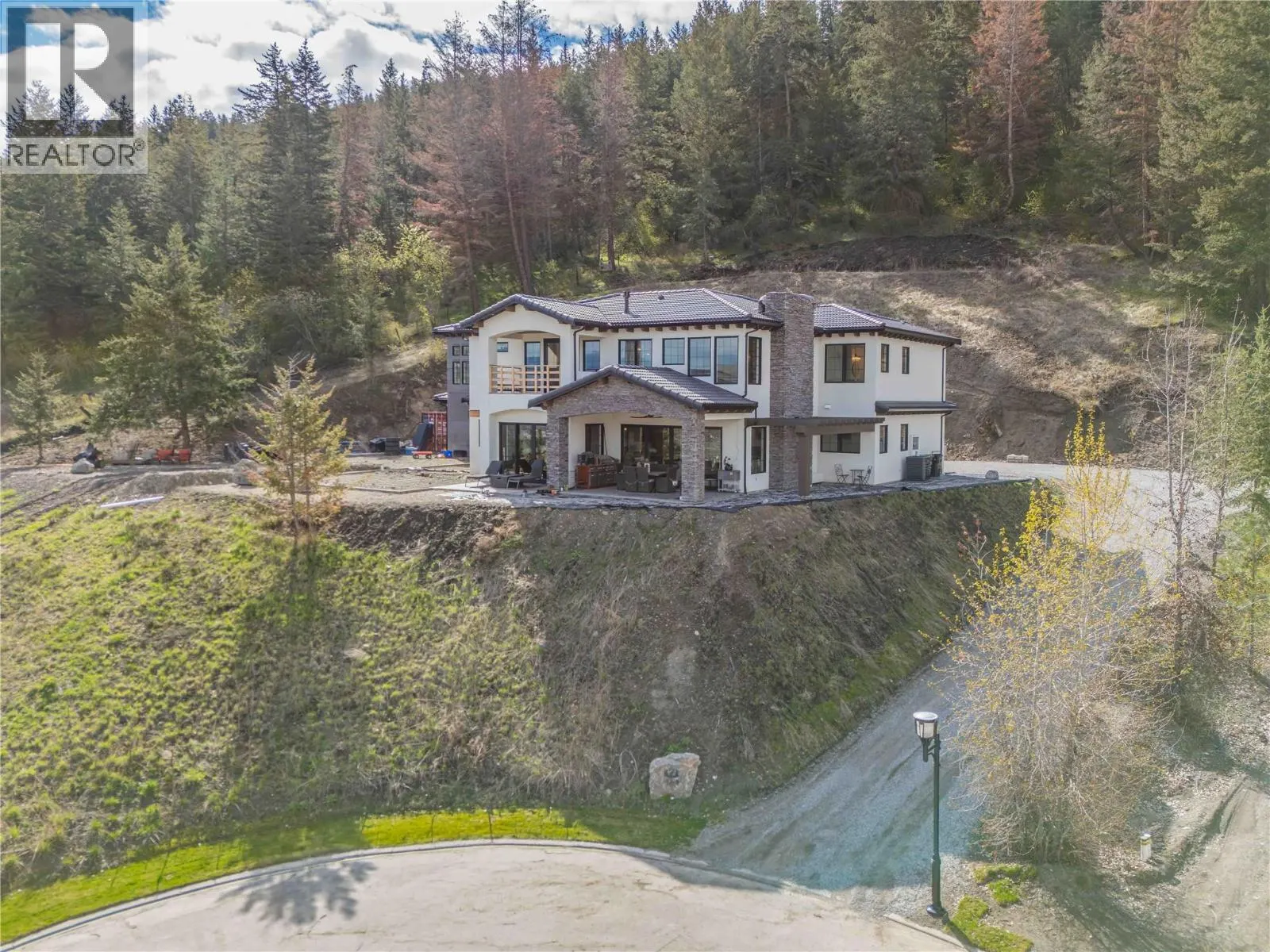 164 Sunset Boulevard