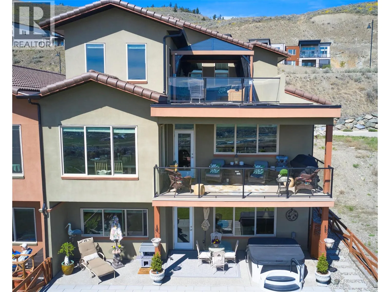 595 Vineyard Way N Unit# 31