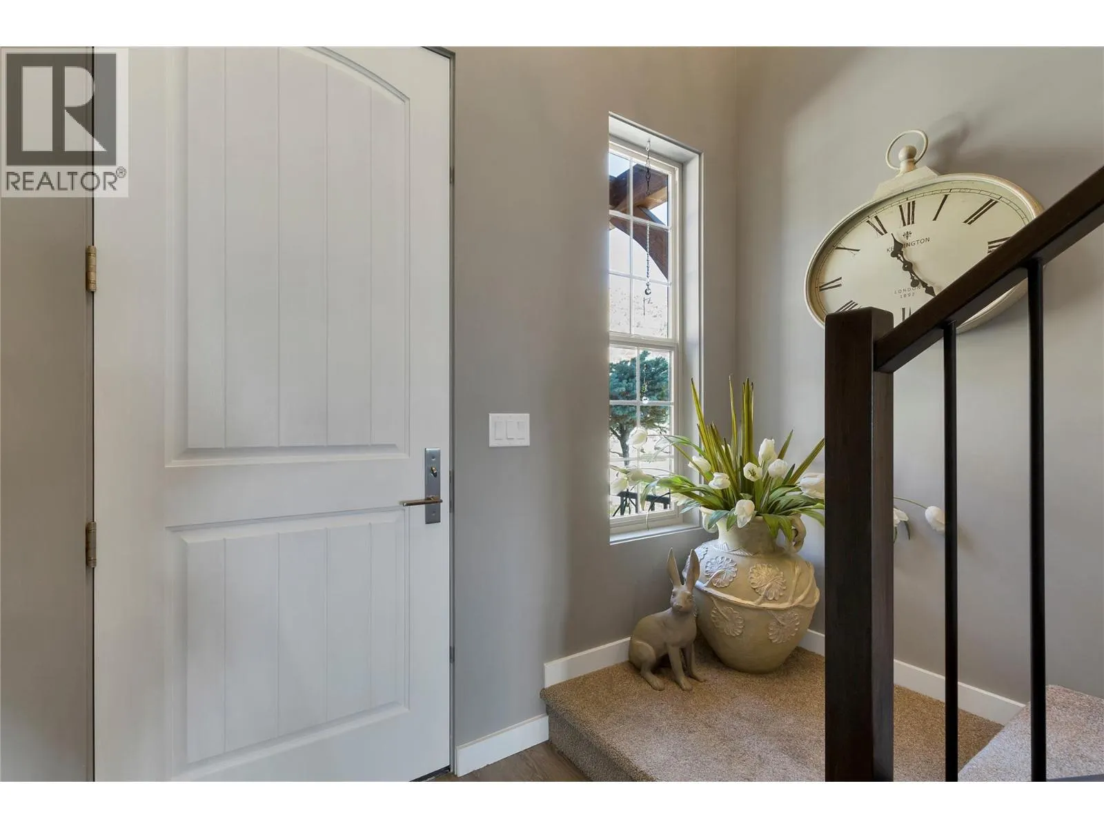 595 Vineyard Way N Unit# 31