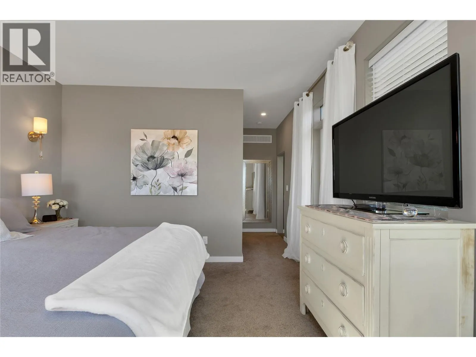 595 Vineyard Way N Unit# 31