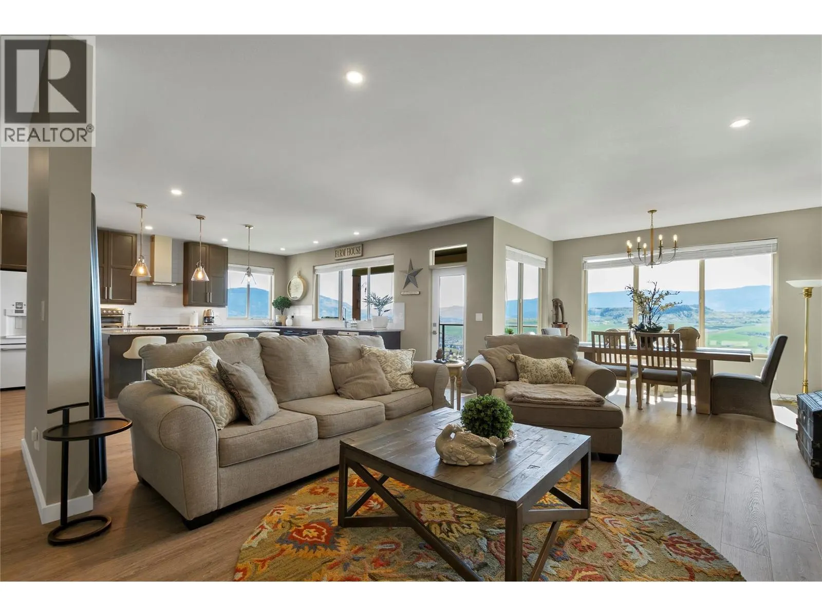 595 Vineyard Way N Unit# 31