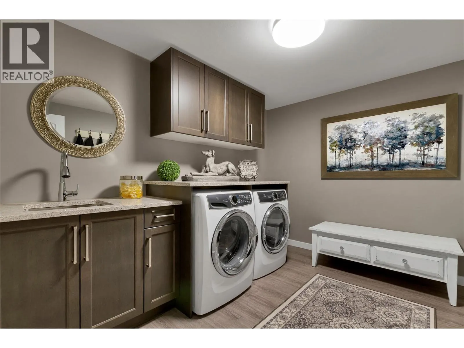 595 Vineyard Way N Unit# 31