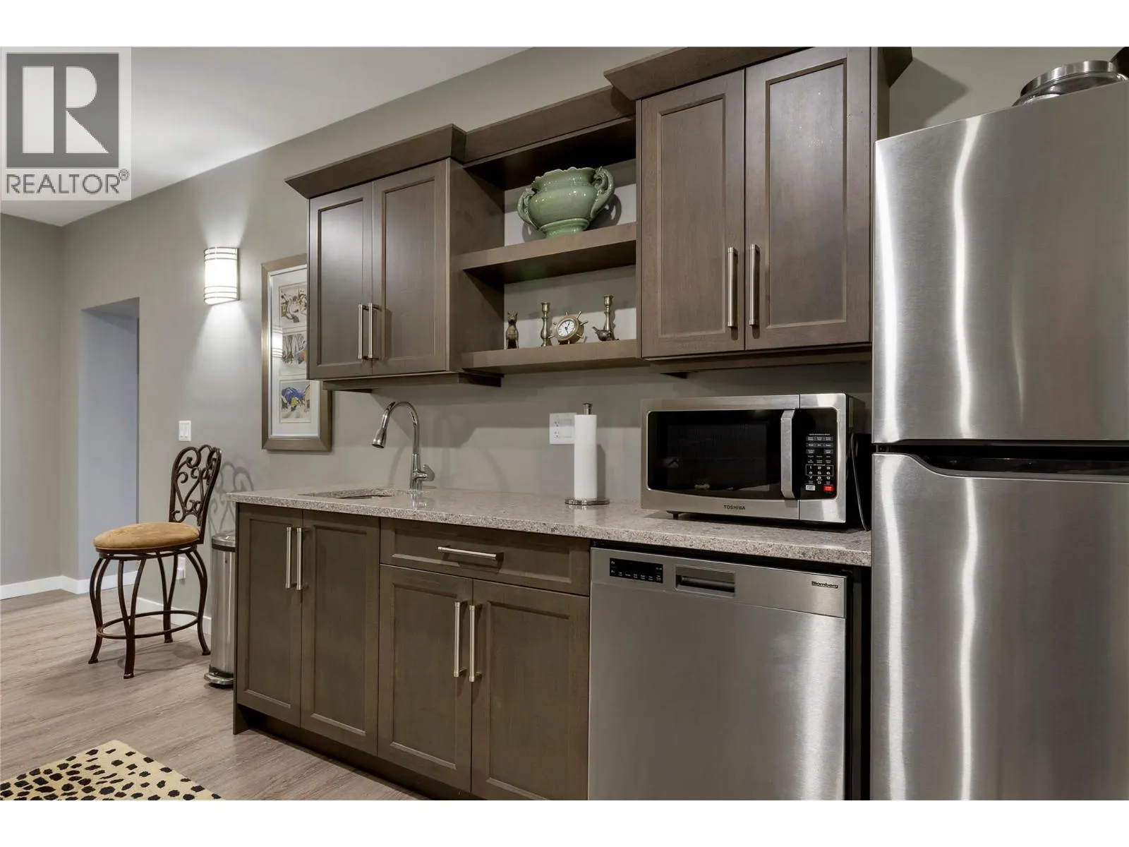 595 Vineyard Way N Unit# 31