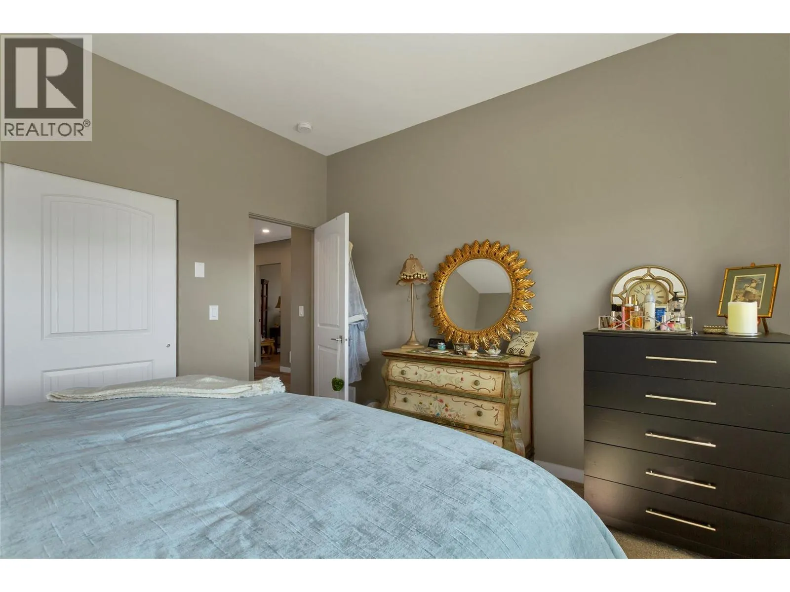 595 Vineyard Way N Unit# 31