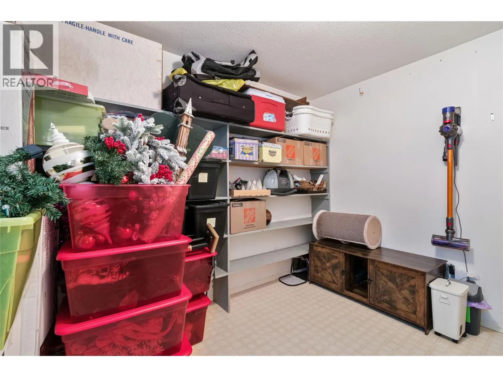 1886 Parkview Crescent Unit# 3