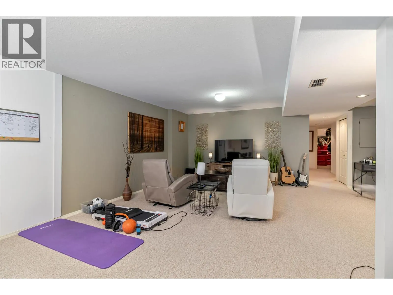 1886 Parkview Crescent Unit# 3